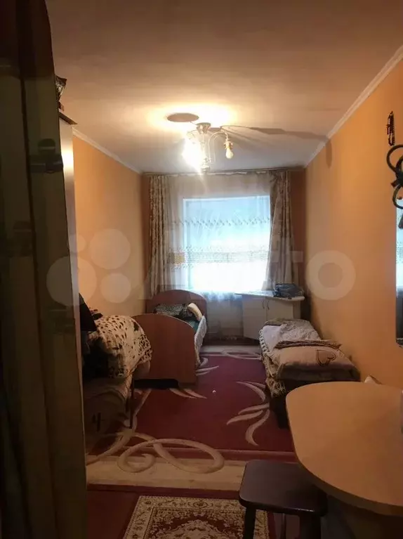 Комната 12 м в 5-к., 1/5 эт. - Фото 0