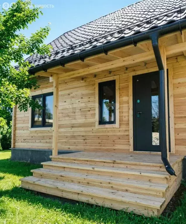 Дом в село Корнилово, микрорайон Красная горка 2, Рождественская улица ... - Фото 1