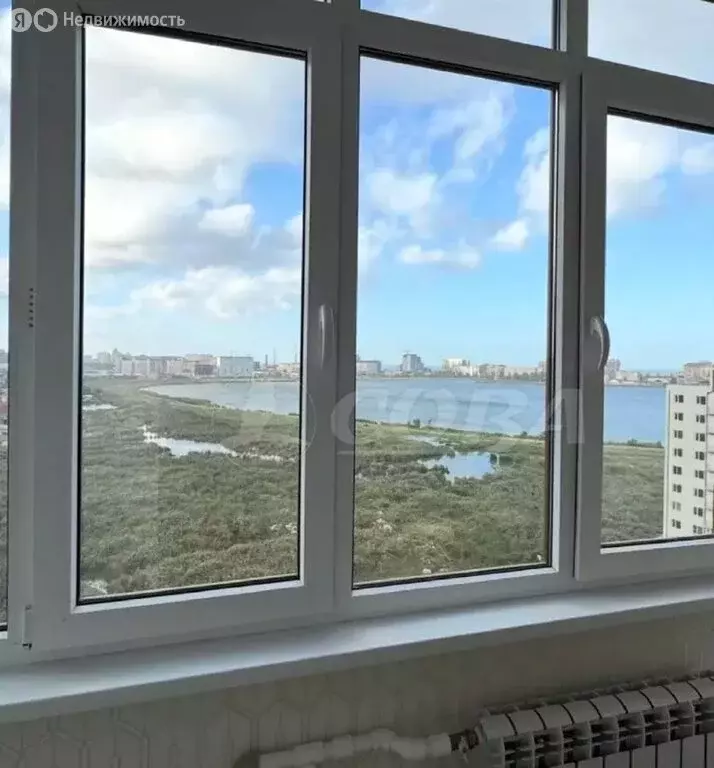 2-комнатная квартира: Махачкала, улица Хаджи Булача, 16Б (65 м) - Фото 1