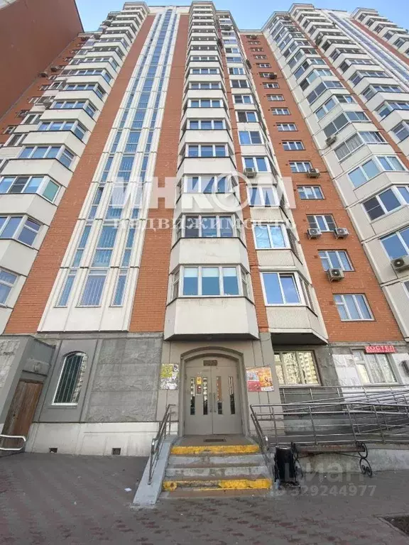 1-к кв. Москва просп. Защитников Москвы, 8 (38.1 м) - Фото 2