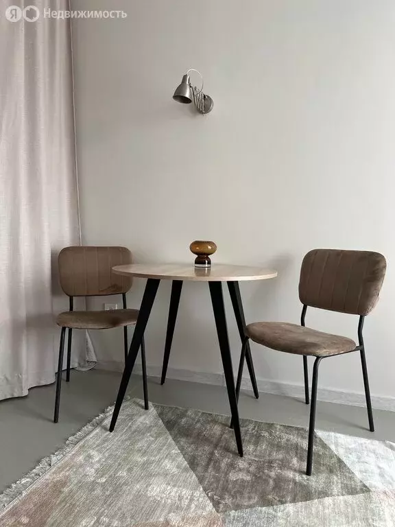 Квартира-студия: Тюмень, Краснооктябрьская улица, 14к3 (26 м) - Фото 1