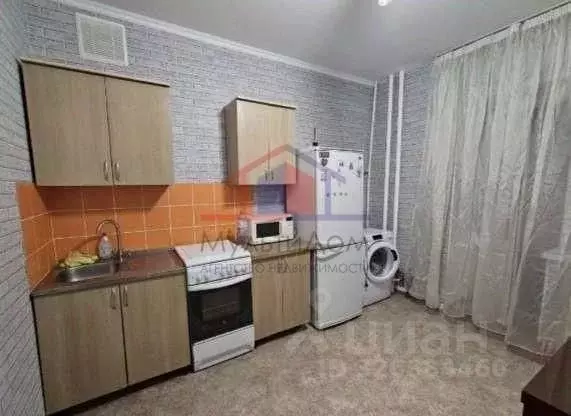 1-к кв. Белгородская область, Губкин Севастопольская ул., 109 (40.0 м) - Фото 1