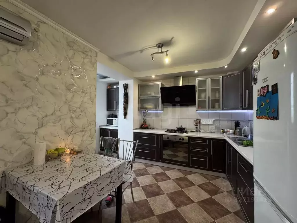 3-к кв. Крым, Симферополь городской округ, Комсомольское пгт пер. ... - Фото 1