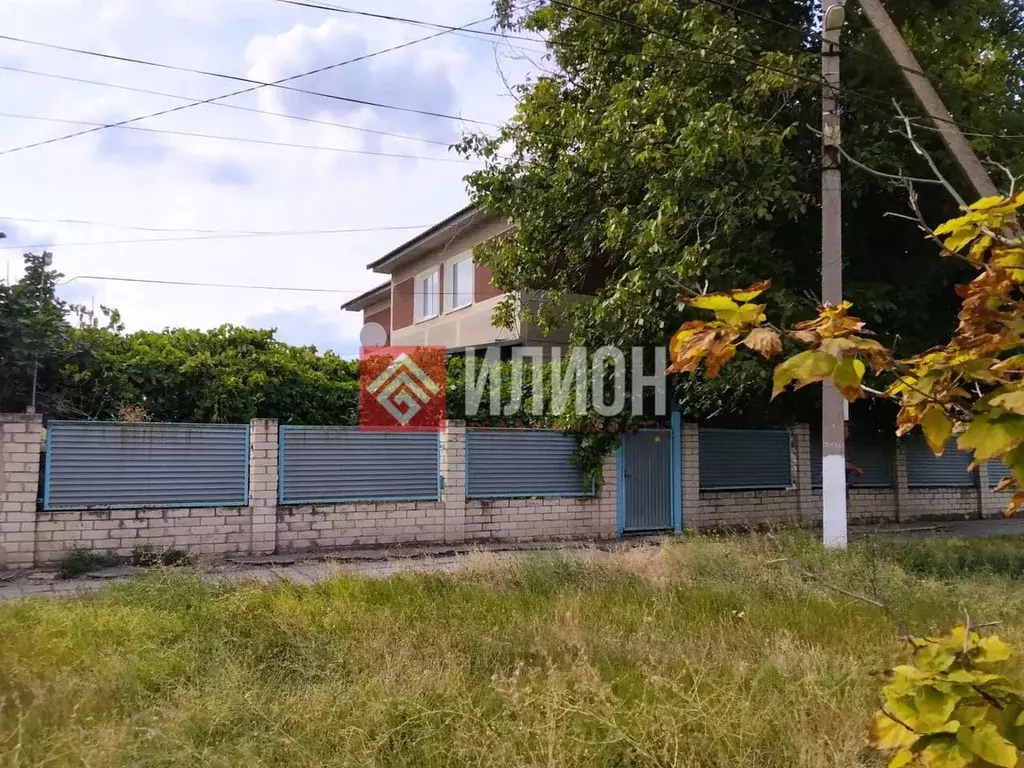 Дом в Крым, Советский район, с. Заветное ул. Октябрьская, 34 (283 м) - Фото 2