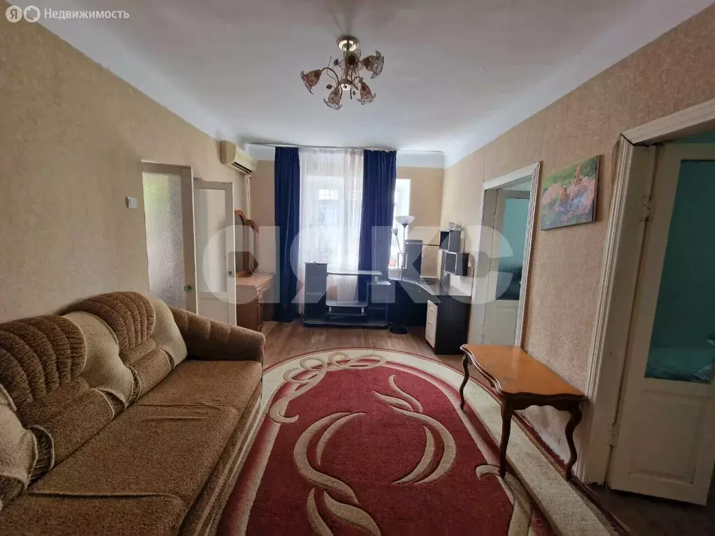 Дом в Новокубанск, микрорайон Капланово, улица Коммунаров, 85 (100 м) - Фото 2