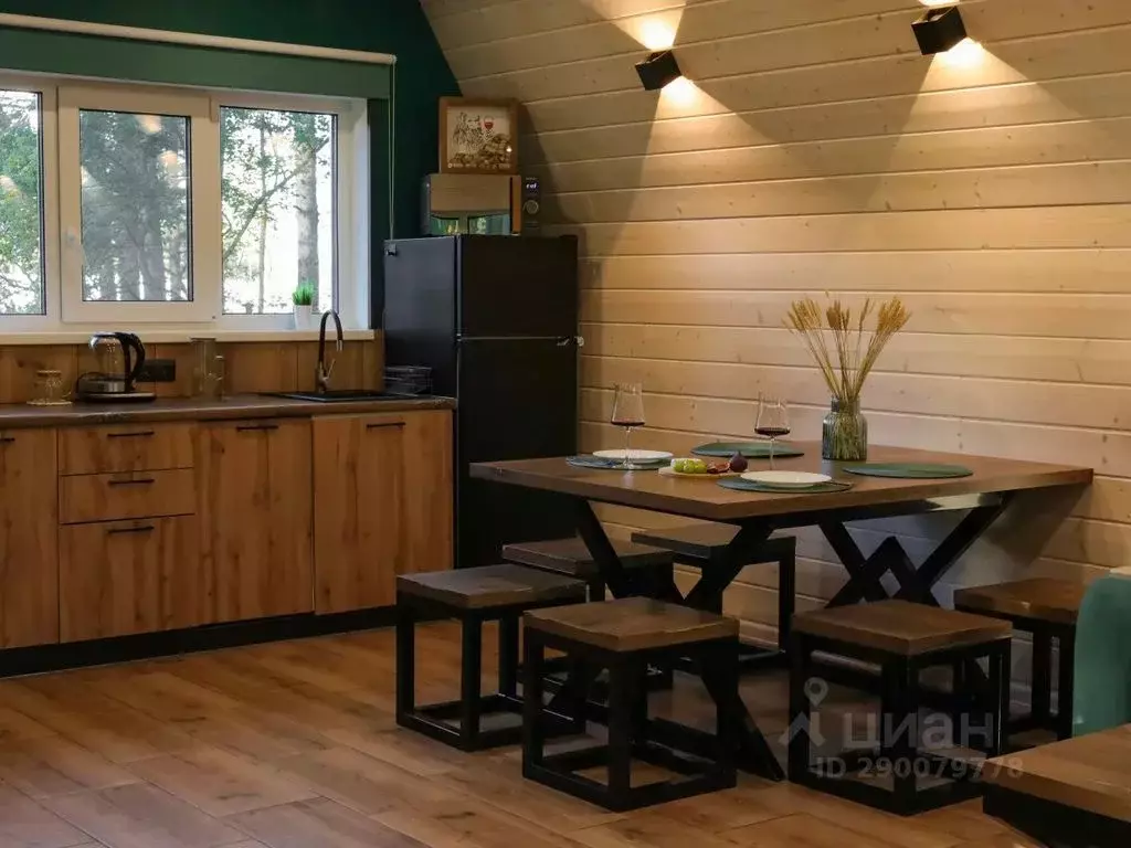 Дом в Ленинградская область, Приозерский район, Петровское с/пос, пос. ... - Фото 2