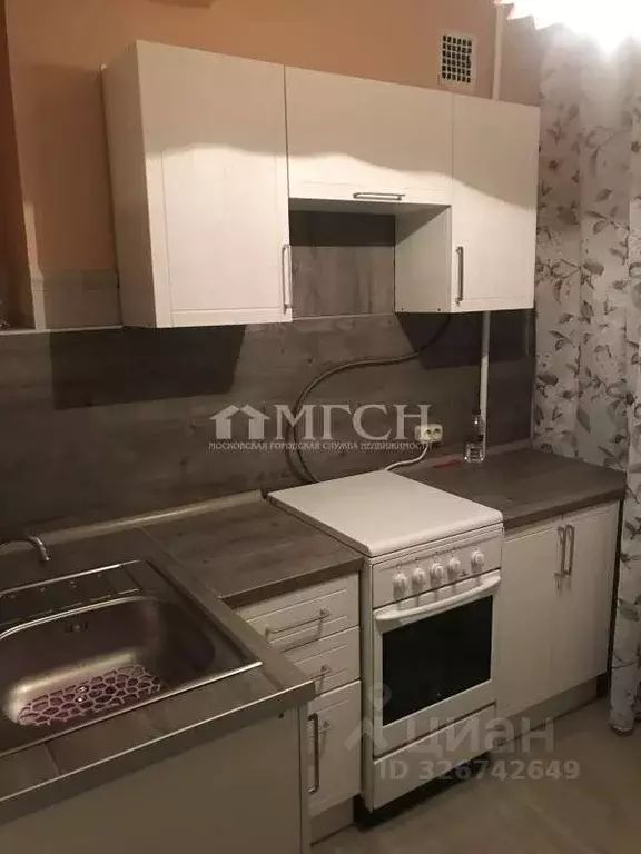 3-к кв. Москва Живописная ул., 18к1 (55.0 м) - Фото 0