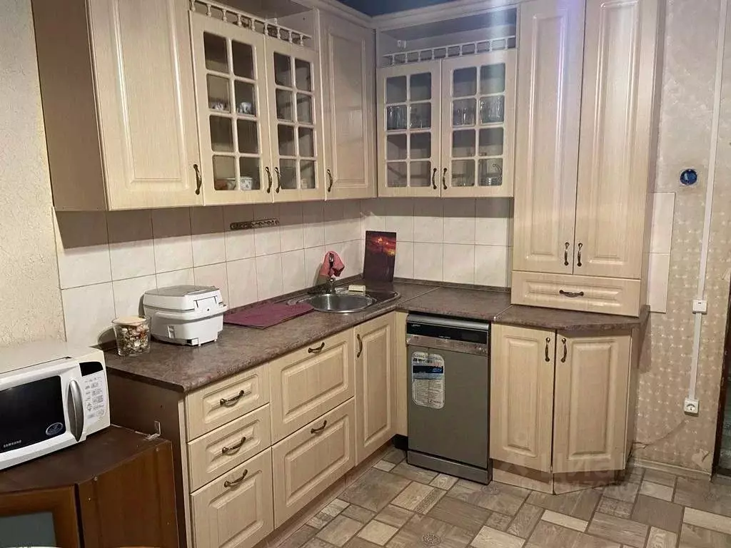 Дом в Татарстан, Казань ул. Академика Губкина, 69 (200 м) - Фото 1