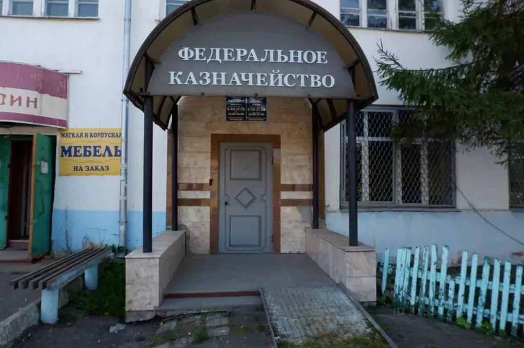 Помещение свободного назначения в Чувашия, с. Порецкое ул. Ульянова, 3 ... - Фото 1