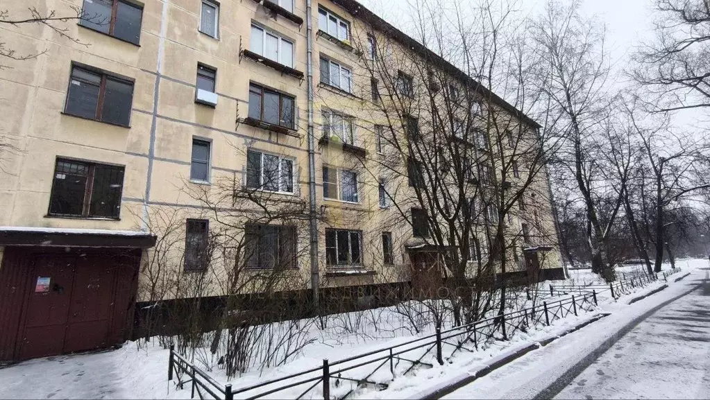 3-к кв. Санкт-Петербург бул. Новаторов, 56 (41.7 м) - Фото 1