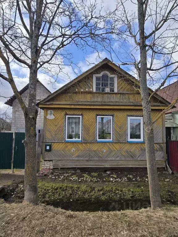 Дом в Новгородская область, Старая Русса Заводская ул., 32 (50 м) - Фото 0