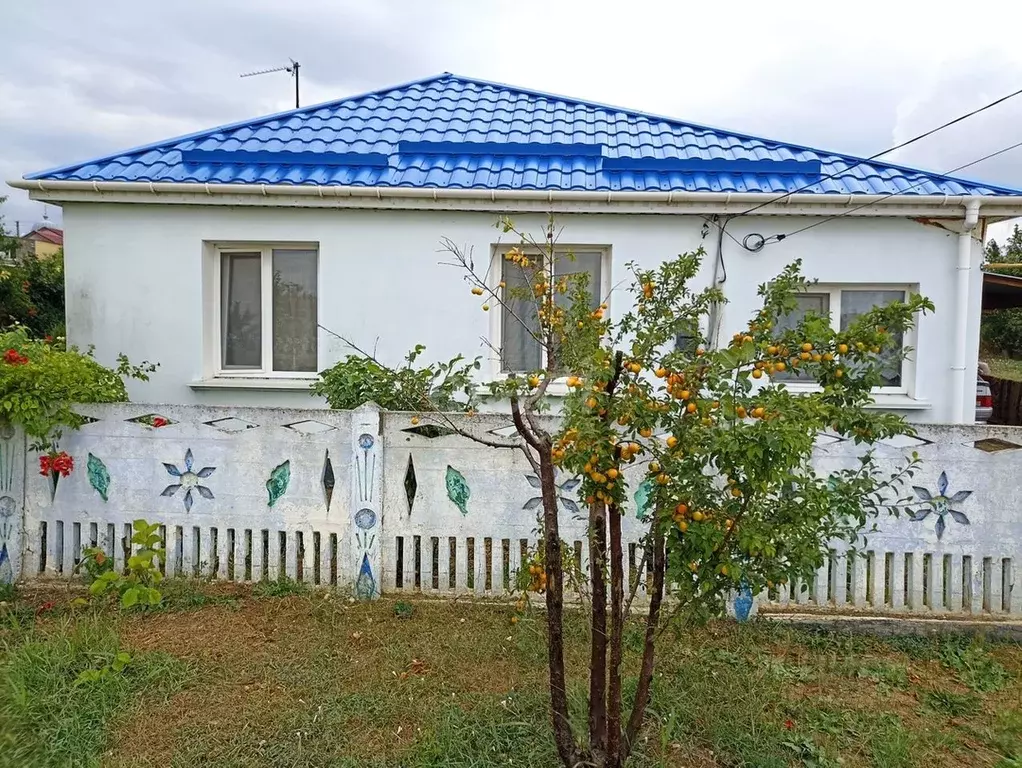 Дом в Крым, Сакский район, с. Митяево ул. Новая (69 м) - Фото 1