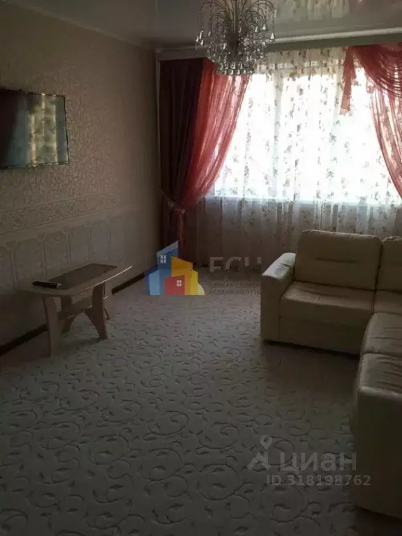 3-к кв. Тульская область, Тула ул. Революции, 17 (64.0 м) - Фото 0