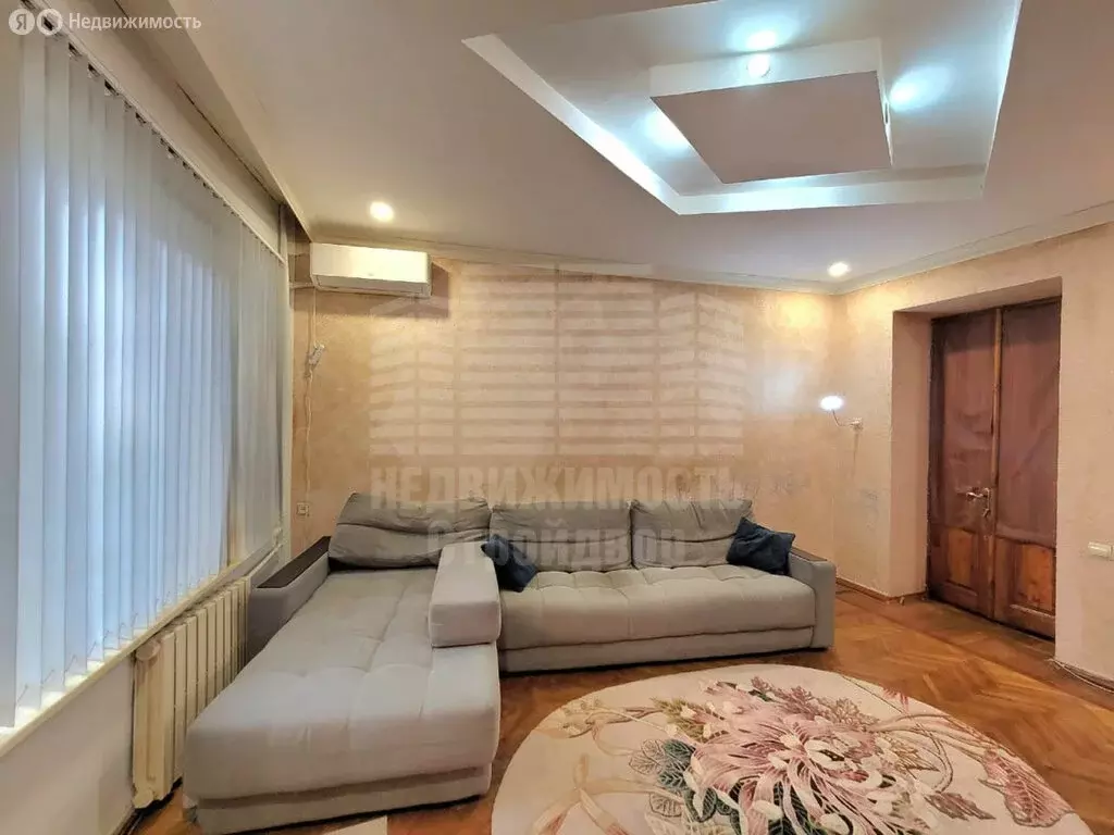 3-комнатная квартира: Таганрог, Александровская улица, 68 (58.4 м) - Фото 1