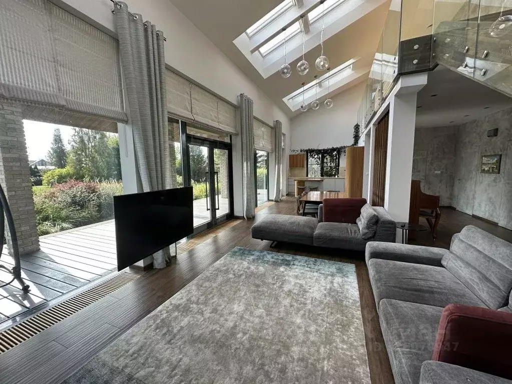 Дом в Московская область, Чехов муниципальный округ, д. Ишино ул. ... - Фото 1