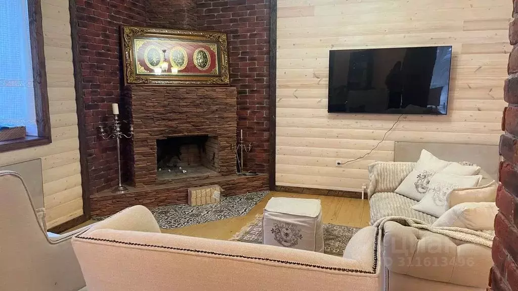 Дом в Карачаево-Черкесия, Теберда Карачаевский городской округ, ул. ... - Фото 1