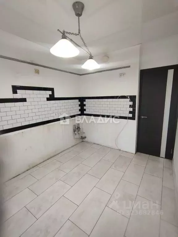 3-к кв. Белгородская область, Белгород Преображенская ул., 11 (62.4 м) - Фото 1