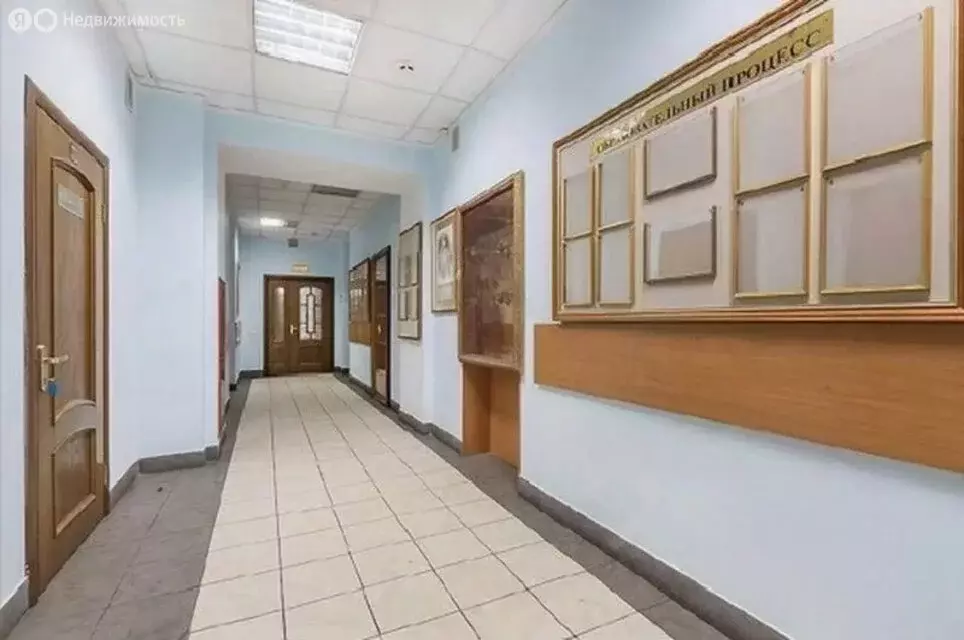 Помещение свободного назначения (572 м) - Фото 2