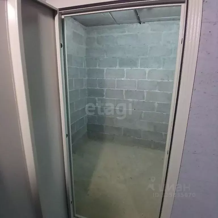 Склад в Тюменская область, Тюмень ул. 2-я Луговая, 24к2 (4 м) - Фото 1