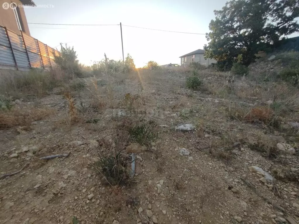 Участок в Севастополь, Ясеневая улица (8.2 м) - Фото 1