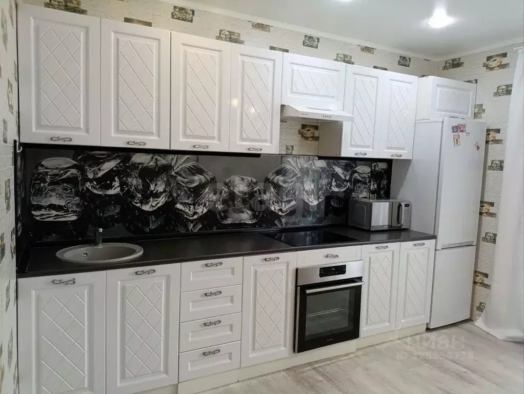 3-к кв. Татарстан, Казань ул. Александра Курынова, 10к2 (70.4 м) - Фото 1