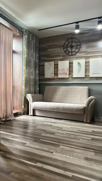 2-к кв. Омская область, Омск просп. Мира, 29 (44.0 м) - Фото 0