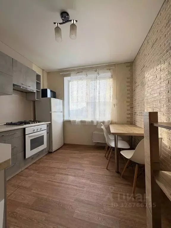 2-к кв. Воронежская область, Воронеж ул. Генерала Лизюкова, 16 (47.1 ... - Фото 1