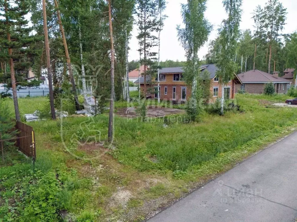 Участок в Свердловская область, Сысертский муниципальный округ, ... - Фото 1