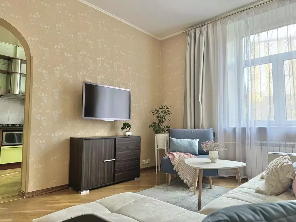 2-к кв. Москва ул. Амундсена, 15К2 (66.0 м) - Фото 1