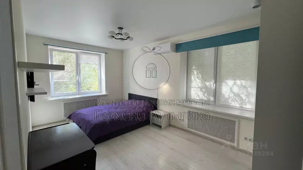 3-к кв. Волгоградская область, Волгоград ул. Петра Гончарова, 8 (68.0 ... - Фото 1