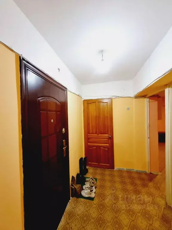 Комната Свердловская область, Екатеринбург ул. Гурзуфская, 18 (30.2 м) - Фото 0