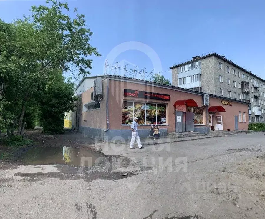 Торговая площадь в Омская область, Омск ул. 17-й Военный городок, 370 . - Фото 0