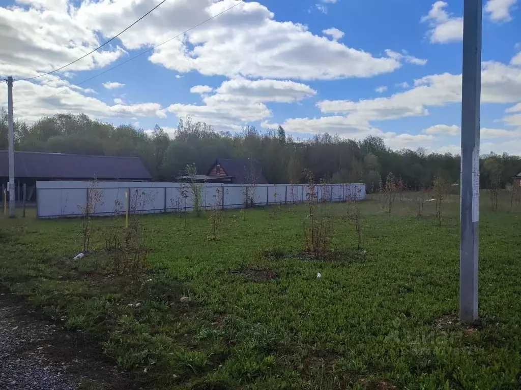 Участок в Татарстан, с. Верхний Услон ул. Спортивная (8.0 сот.) - Фото 1