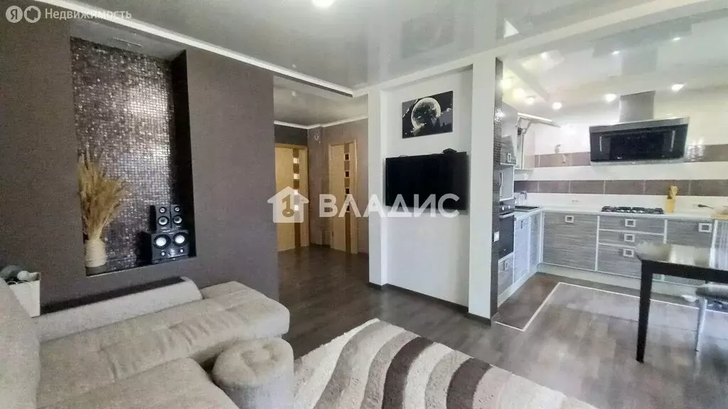 2-комнатная квартира: Брянск, улица 8 Марта, 2 (61.3 м) - Фото 2