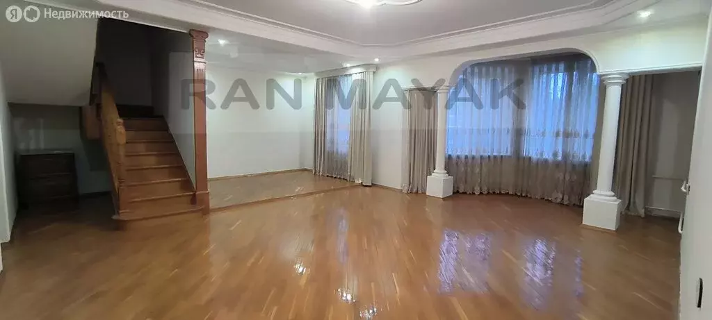 5-комнатная квартира: Майкоп, улица Гайдара, 119 (170 м) - Фото 1