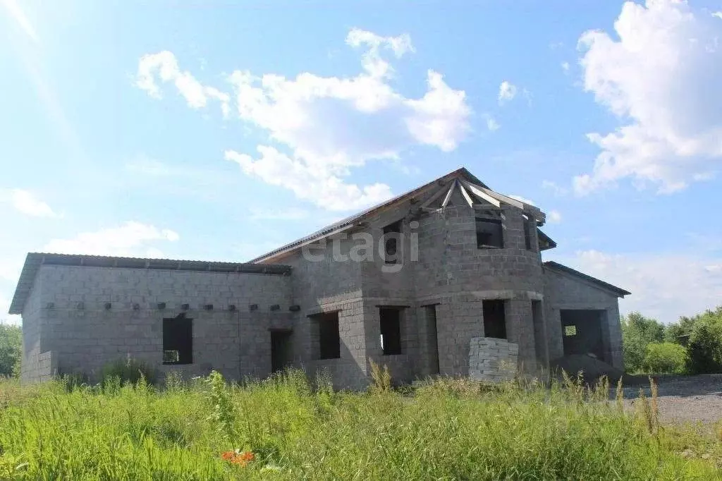 Дом в Свердловская область, Горноуральский городской округ, с. ... - Фото 1