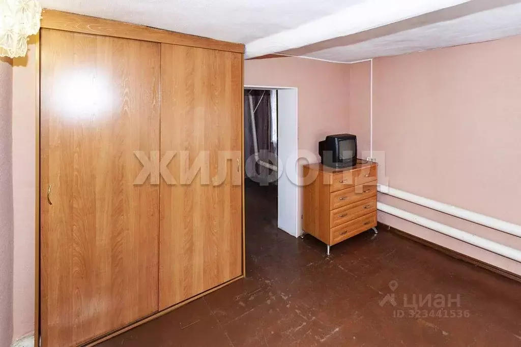 Дом в Алтайский край, Барнаул Трудовой пер. (35 м) - Фото 1