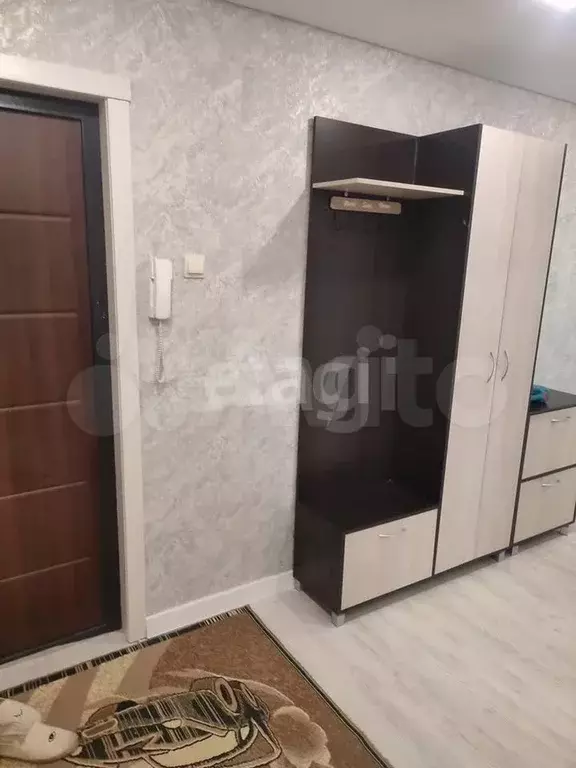 2-к. квартира, 55 м, 1/10 эт. - Фото 1