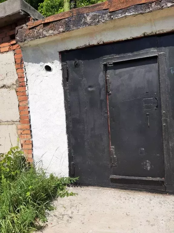 Гараж в Красноярский край, Красноярск ул. 60 лет Октября, 111а (17 м) - Фото 0