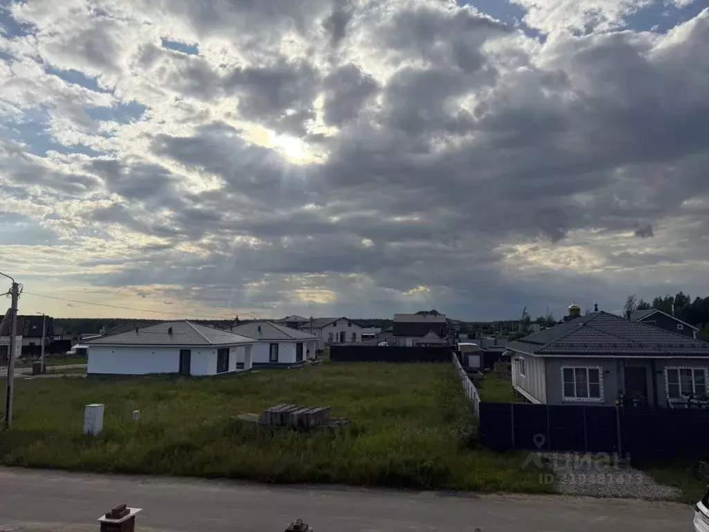 Участок в Московская область, Красногорск городской округ, д. ... - Фото 0