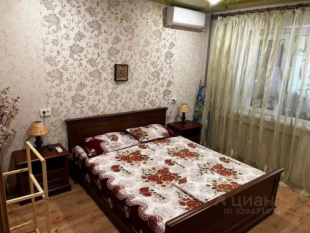 2-к кв. Крым, Алушта муниципальный округ, Партенит пгт ш. Фрунзенское, ... - Фото 0