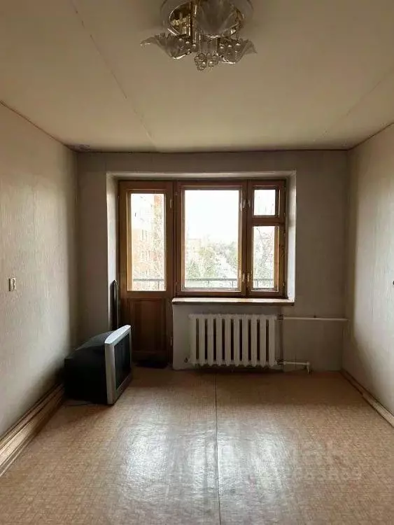 3-к кв. Омская область, Омск ул. 5-я Линия, 248 (62.5 м) - Фото 0