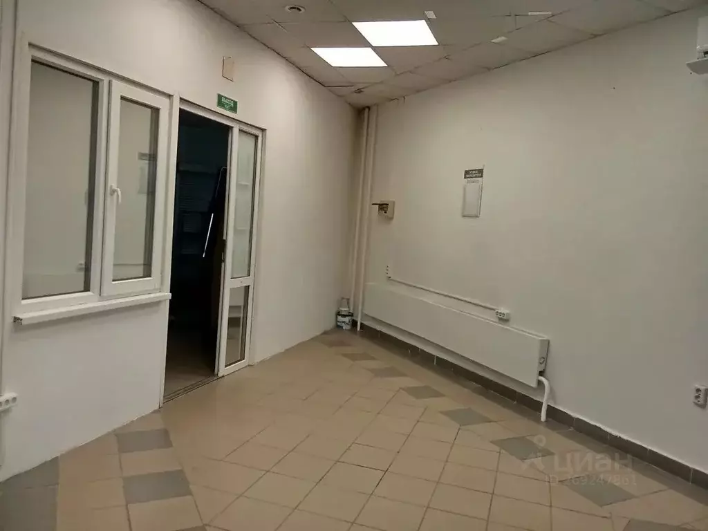 Помещение свободного назначения в Татарстан, Казань Чистопольская ул., ... - Фото 1