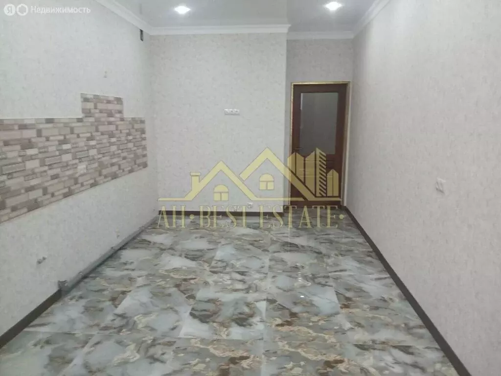 1-комнатная квартира: Владикавказ, Садовая улица, 1 (52 м) - Фото 2