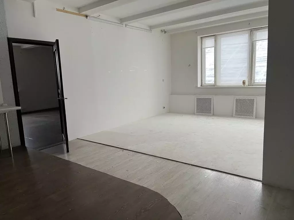 Помещение свободного назначения в Санкт-Петербург наб. Реки ... - Фото 1