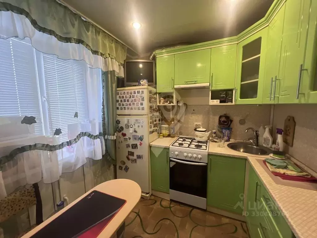 2-к кв. Белгородская область, Губкин Народная ул., 8 (42.9 м) - Фото 2