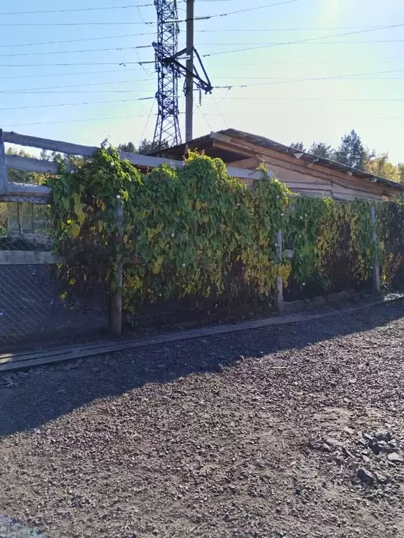 Дом в Томская область, Томск д. Киргизка, ул. Тимофеева (100 м) - Фото 1