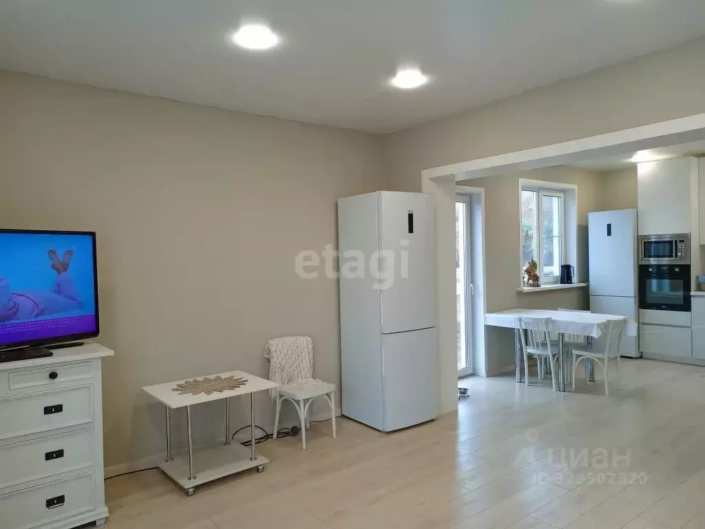 Дом в Алтай, Горно-Алтайск ул. Газпрома, 101 (107 м) - Фото 1