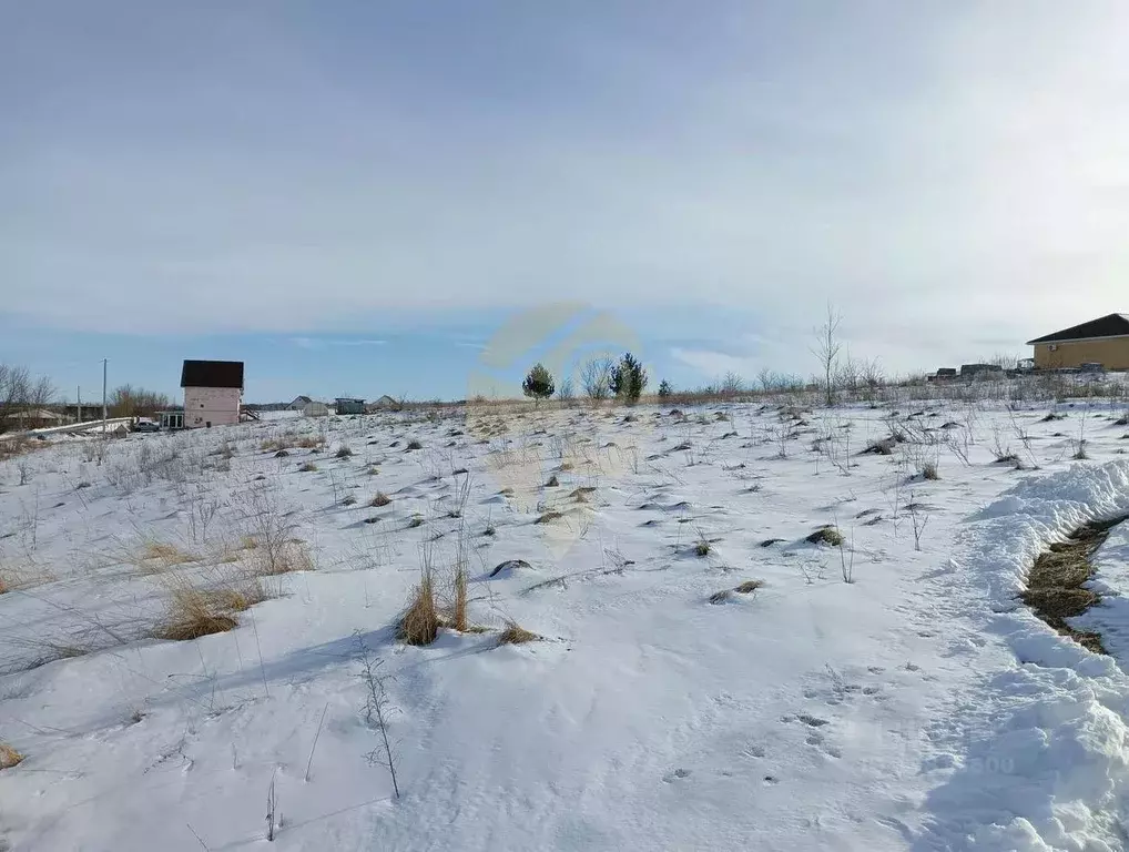 Участок в Белгородская область, Старооскольский городской округ, с. ... - Фото 0