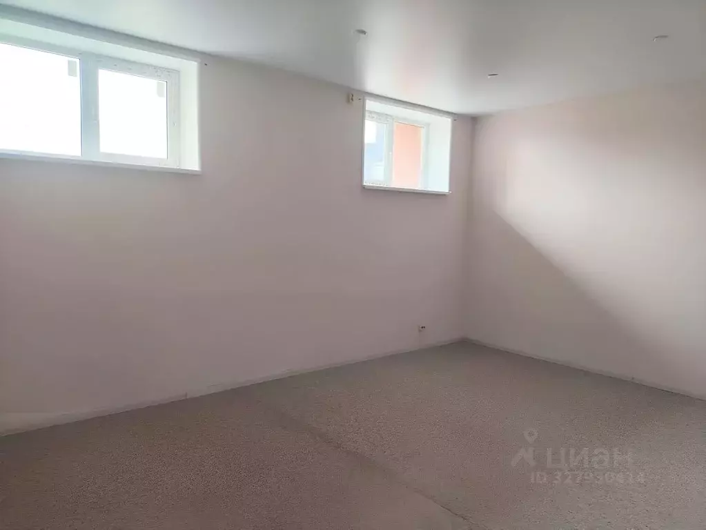 Офис в Волгоградская область, Волжский ул. Имени генерала Карбышева, ... - Фото 1